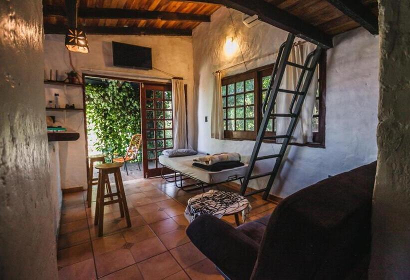 اتاق خانوادگی با سرویس بهداشتی مشترک, La Wayaba