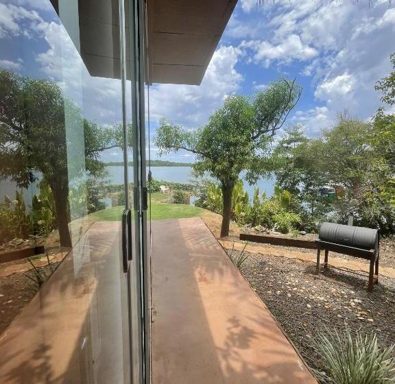 اتاق استاندارد با چشم‌انداز باغ, La Wayaba