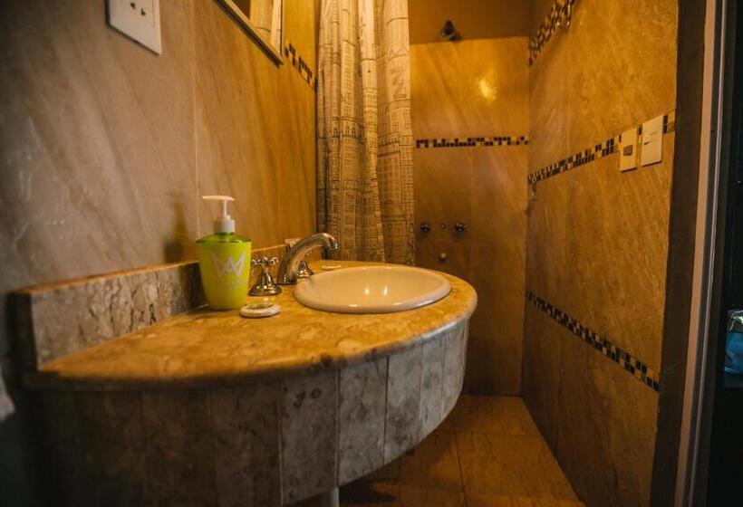 اتاق استاندارد با چشم‌انداز باغ, La Wayaba