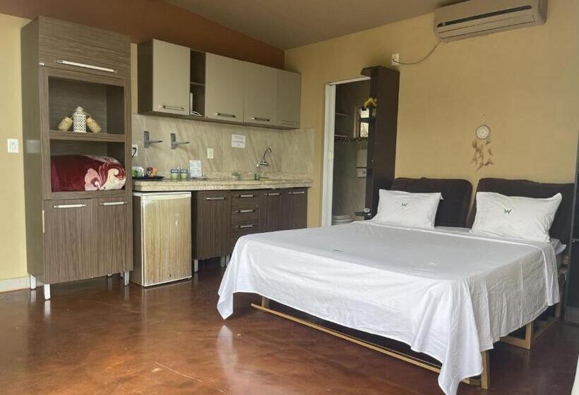 اتاق استاندارد با چشم‌انداز باغ, La Wayaba