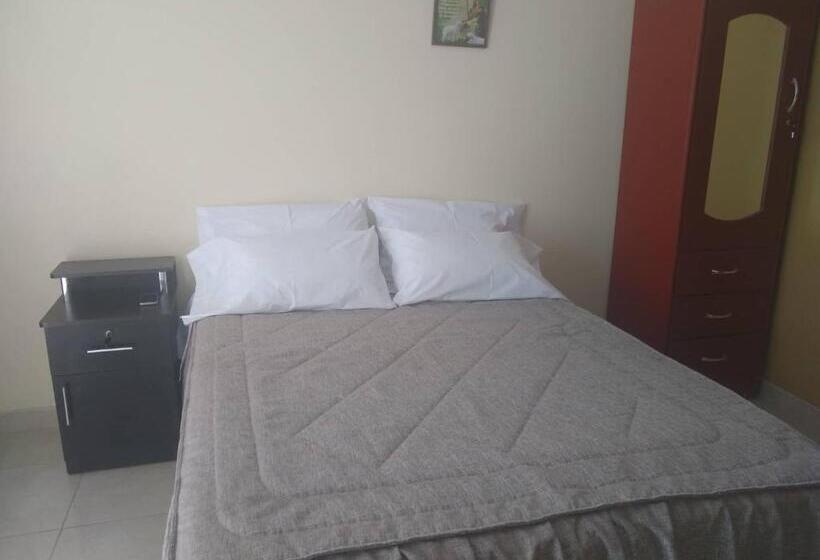 اتاق استاندارد, Hospedaje Golden Inn