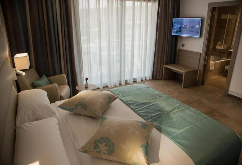 آپارتمان 1 خوابه با چشم‌انداز, Az Hôtels Zephyr