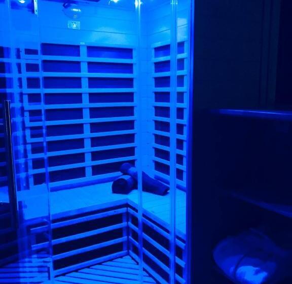 자쿠지 스위트, Domaine De Vandenesse Et Spa