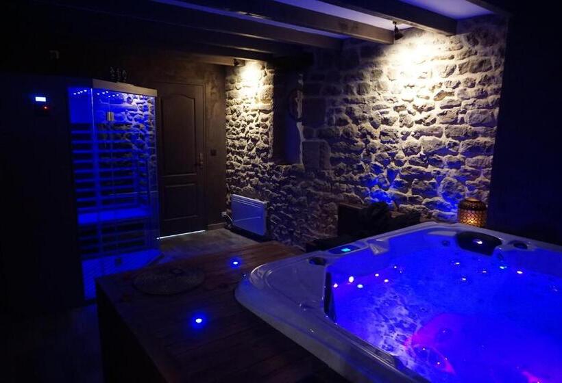 자쿠지 스위트, Domaine De Vandenesse Et Spa