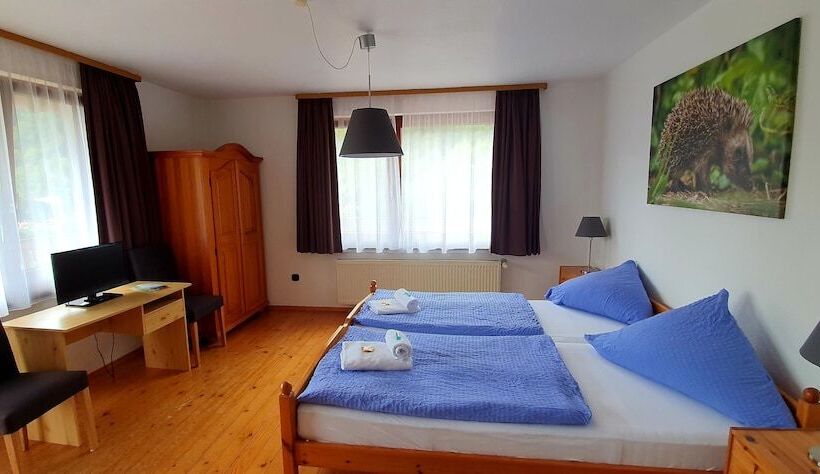 スタンダードルーム, Grüner Baum