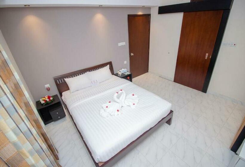 سوییت لوکس, Iqbal Manjil Serviced Apartment