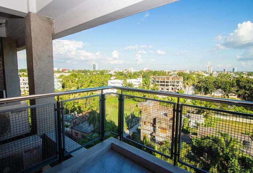 سوییت سوپریور, Iqbal Manjil Serviced Apartment