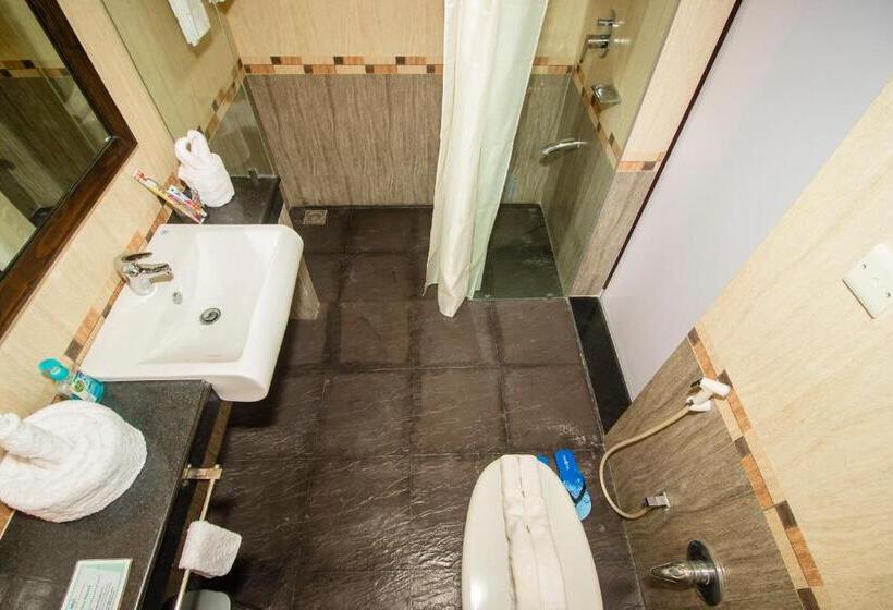 سوییت سوپریور, Iqbal Manjil Serviced Apartment