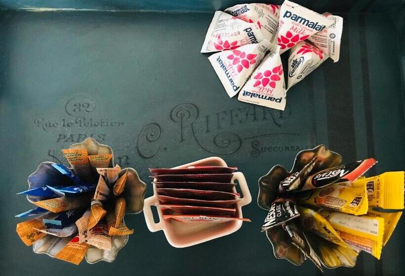 بنجلو قياسى, Makoadi Farms Guesthouse