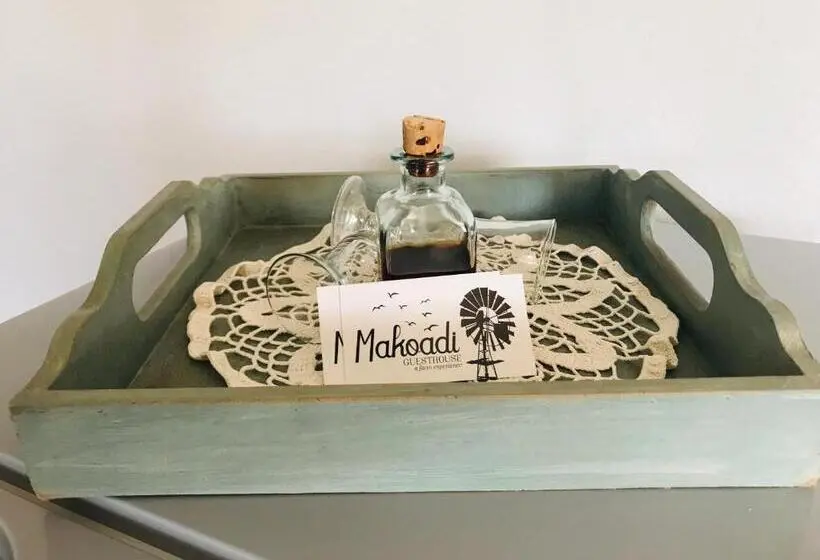 スタンダードバンガロー, Makoadi Farms Guesthouse