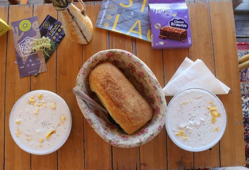 اتاق استاندارد با سرویس بهداشتی مشترک, National Monument Mehmedbasica Kuca