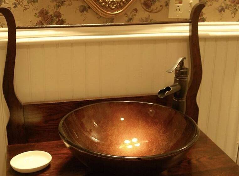 غرفة قياسية مطلّة علي الحديقة, Acadia Bay Inn