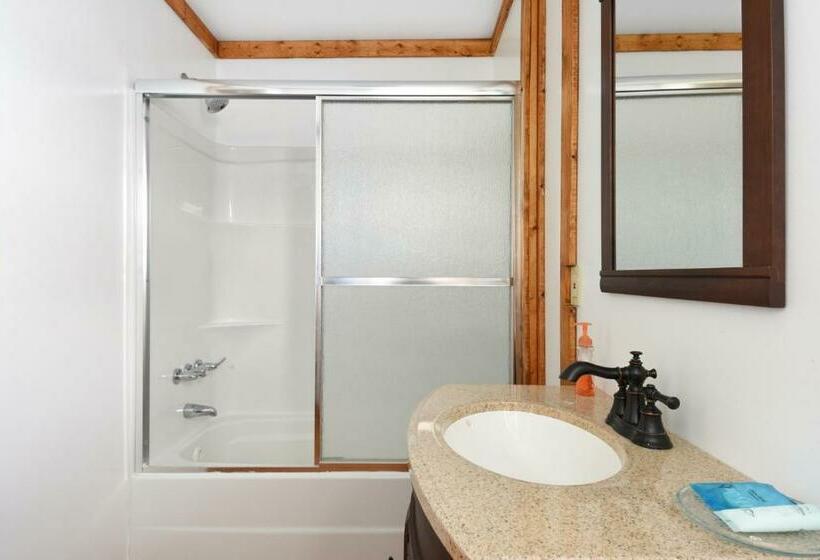 חדר סטנדרט עם מיטת קינג, Round Top