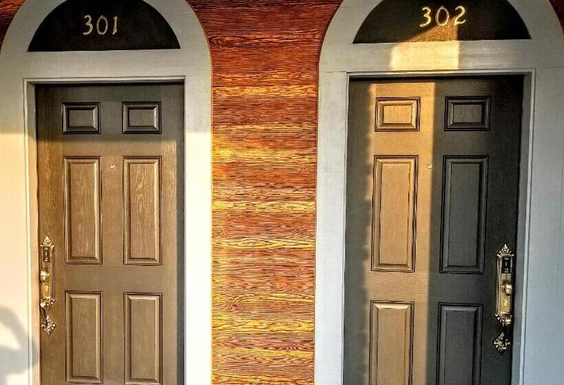 غرفة سوبيريور سرير كينج, Resort At Eagle Point Golf Club Lodging