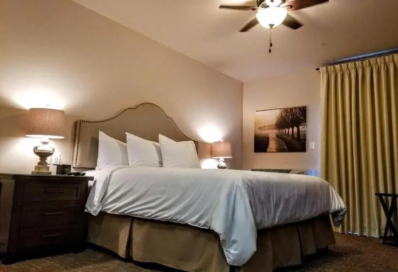 キングサイズベッドのスーペリアルーム, Resort At Eagle Point Golf Club Lodging