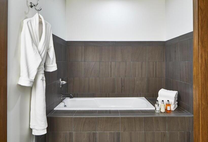 Estudio Estándar Cama King, The Hotel Landing