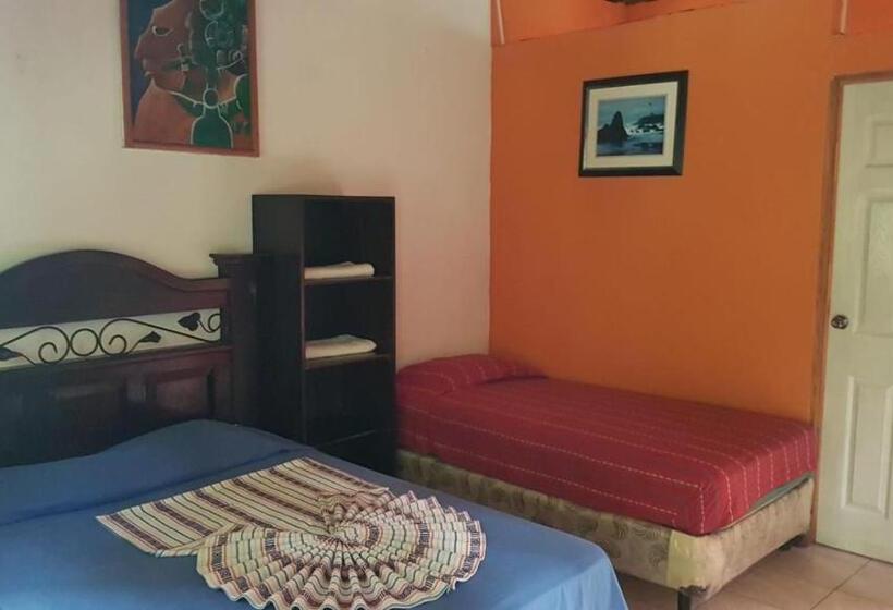 اتاق استاندارد چهار تخته, El Portal De Champey