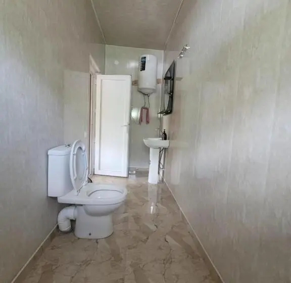 اتاق استاندارد با سرویس بهداشتی مشترک, Guesthouse Miranda