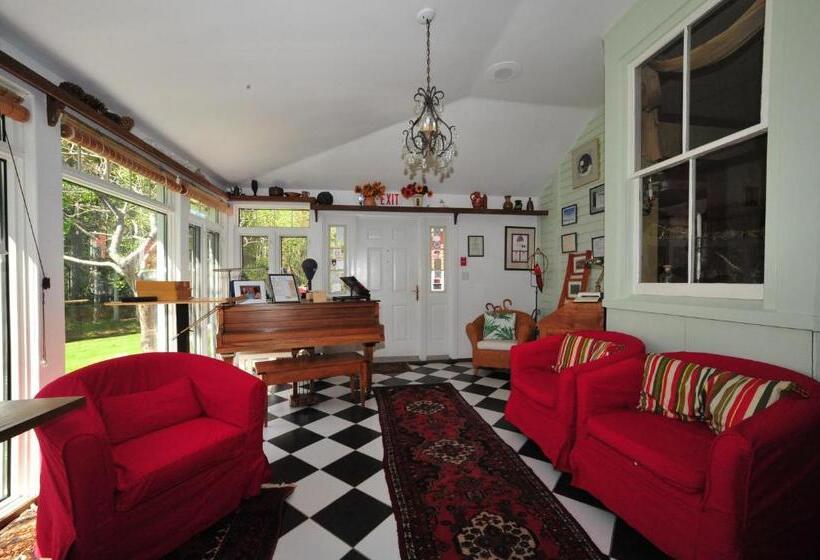 غرفه قياسيه سريرين مزدوجين, Little Shemogue Inn