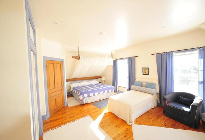 جناح سرير كينج, Little Shemogue Inn