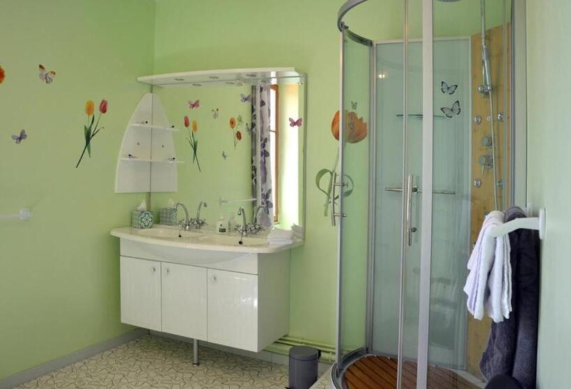 带观景的标准间, Avenue De La Gare