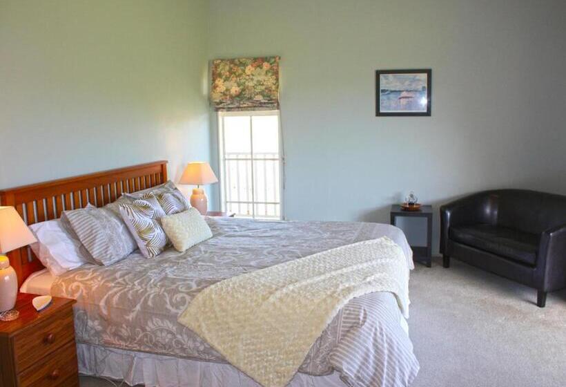 Номер Deluxe Кровать Кинг, Matakohe House