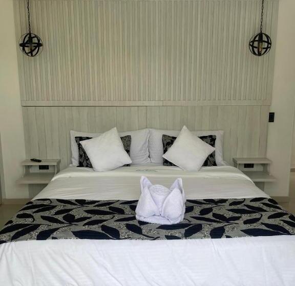 סוויטה, Catama Inn