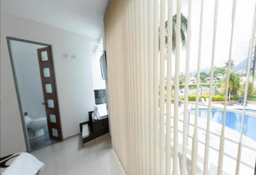 סוויטה, Catama Inn