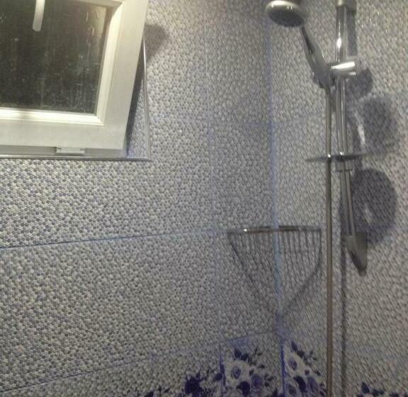 اتاق استاندارد سه نفره, Guest House Maxim