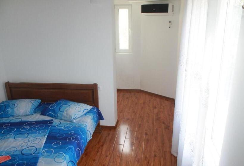 اتاق اکونومی, Guest House Maxim