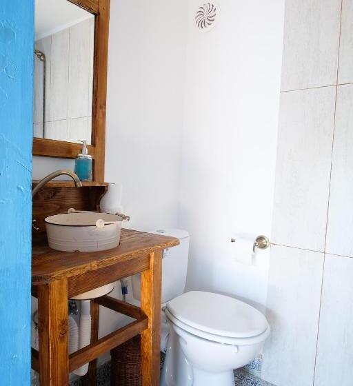 스탠다드 룸 공동 욕실, La Lipoveni