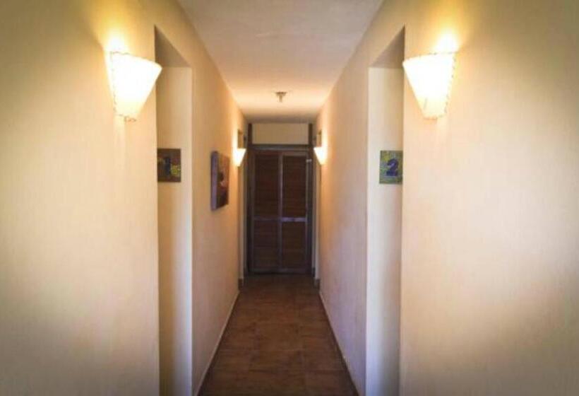 اتاق استاندارد, Villa Coral Guesthouse