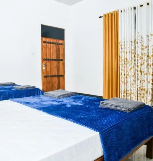 ファミリールーム, Evergreen Resort Udawalawe