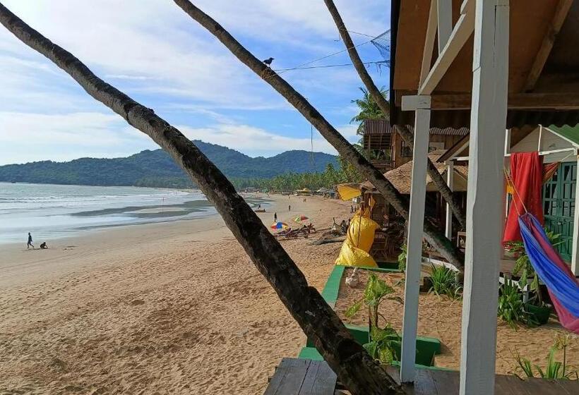 חדר דלוקס נוף לים, The Nest Palolem