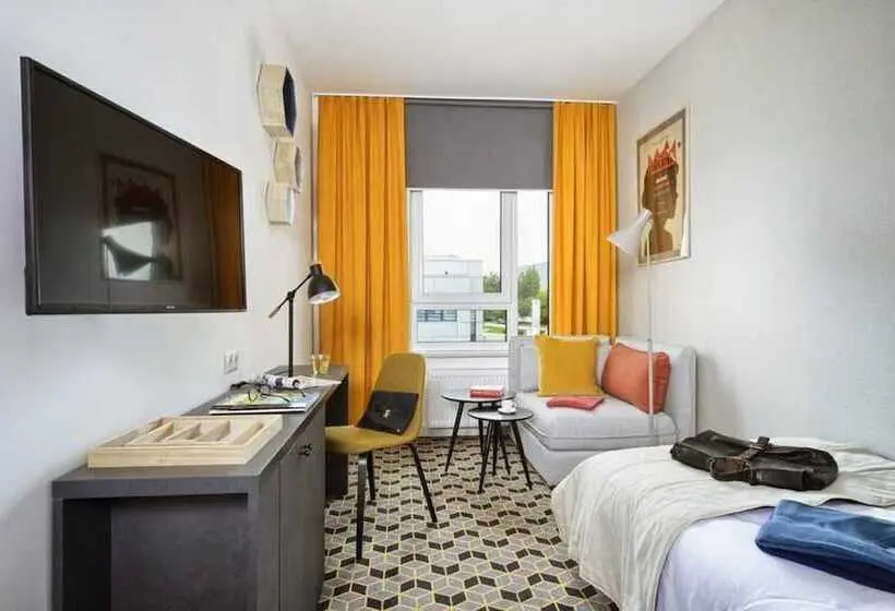 اتاق استاندارد یک نفره, Arche Hotel Poloneza