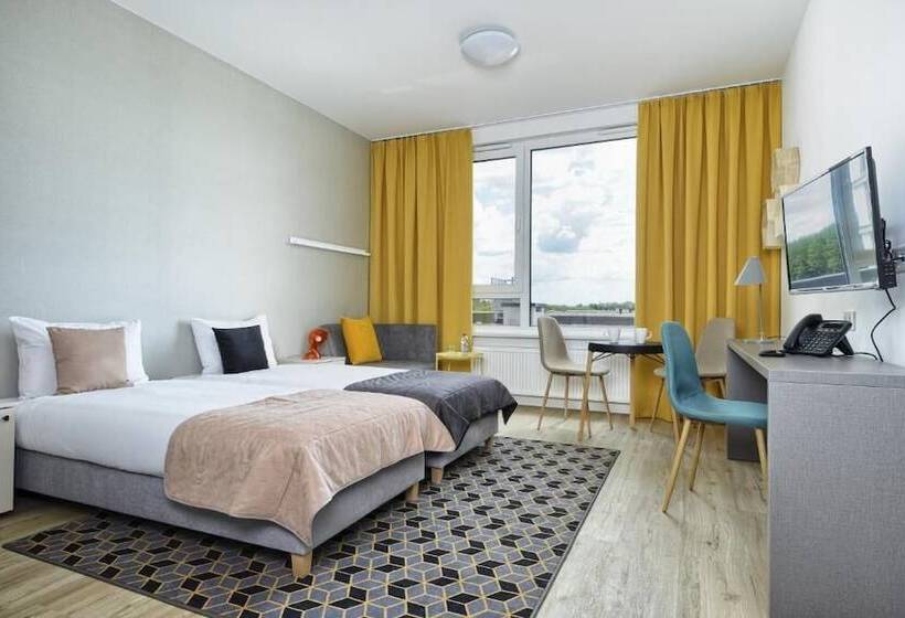 Номер Стандарт, Arche Hotel Poloneza
