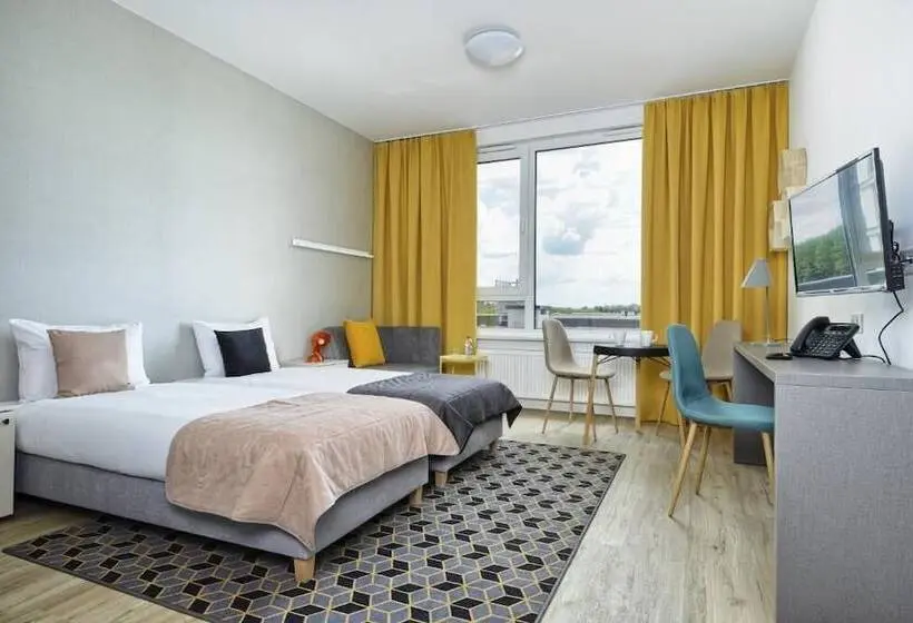 اتاق استاندارد, Arche Hotel Poloneza