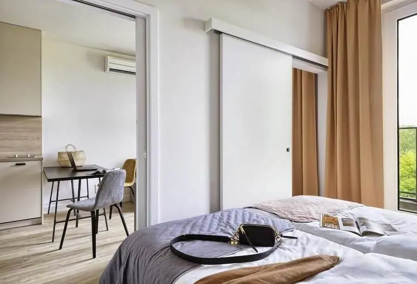اتاق سوپریور, Arche Hotel Poloneza