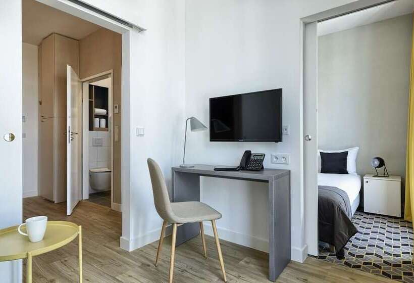 スーペリアールーム, Arche Hotel Poloneza