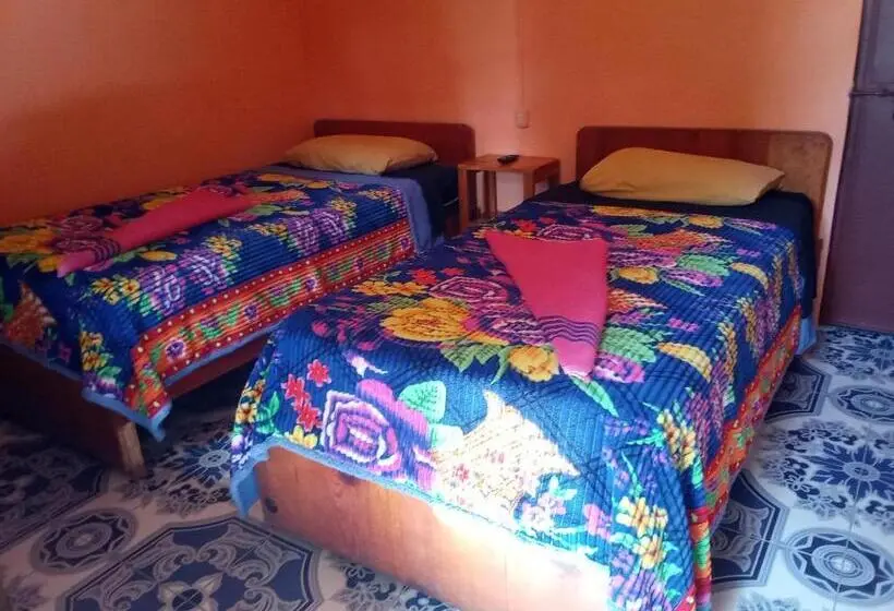 اتاق استاندارد با سرویس بهداشتی مشترک, Hospedaje Santo Domingo