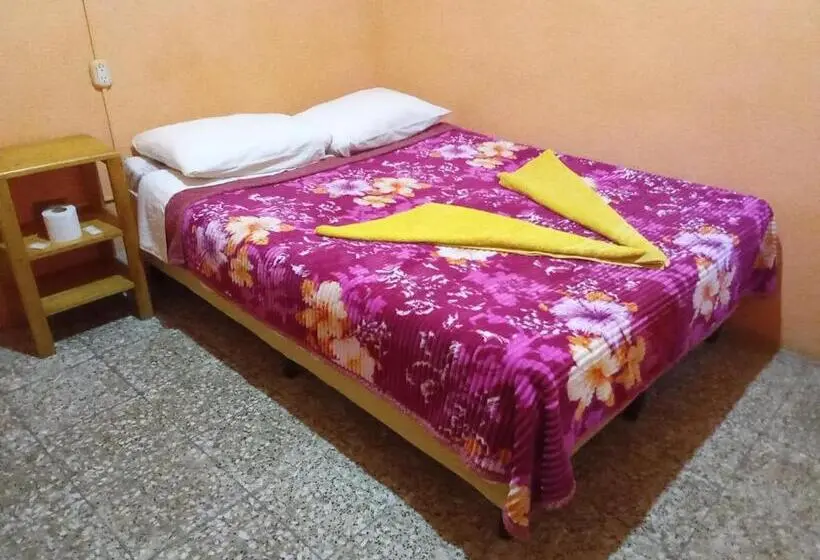 اتاق استاندارد, Hospedaje Santo Domingo