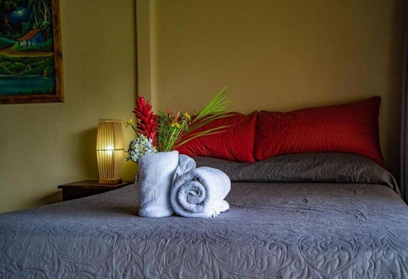 4인용 스탠다드 룸, Villas Paradise