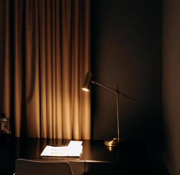 غرفة سوبيريور سرير كينج, Gruner