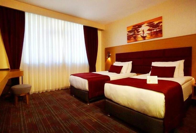 Номер Стандарт, New Garden