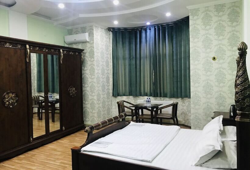 Habitació Deluxe, Rahat Palace