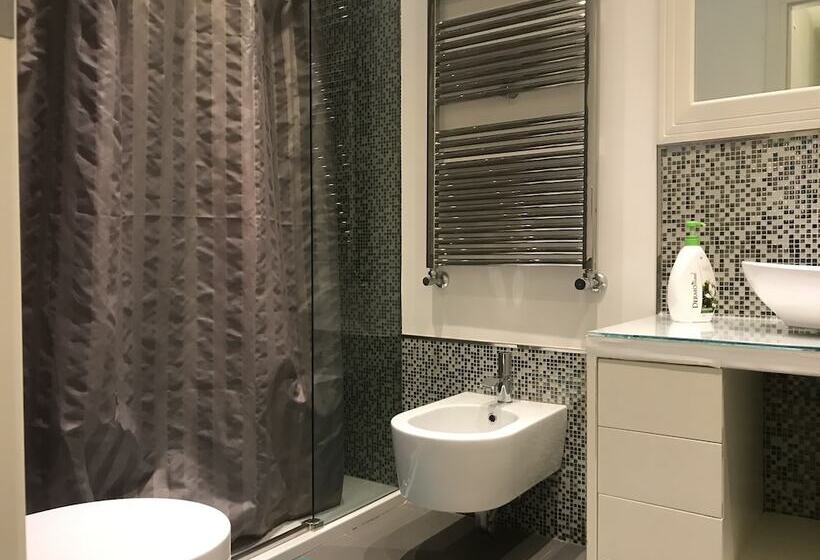 חדר אקונומי, Room 110 Bari  Guesthouse