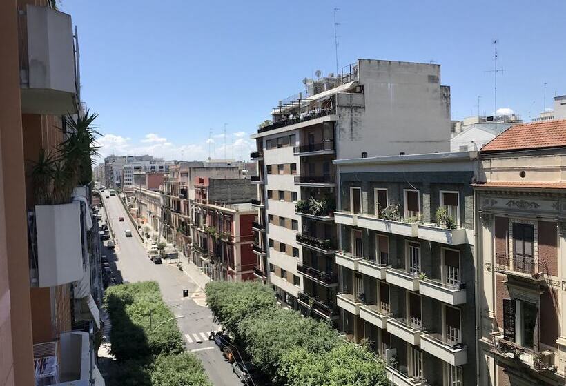 חדר אקונומי, Room 110 Bari  Guesthouse