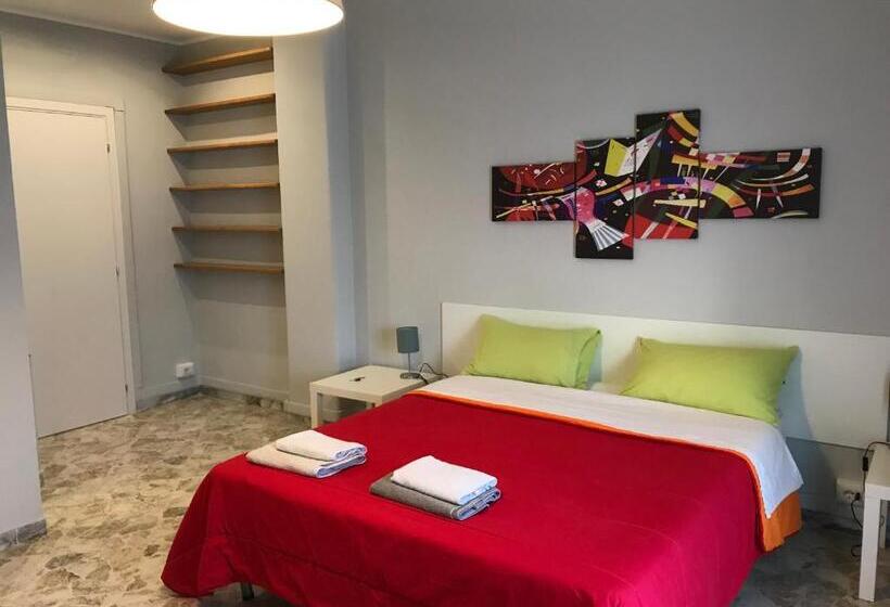 اتاق استاندارد با بالکن, Room 110 Bari  Guesthouse