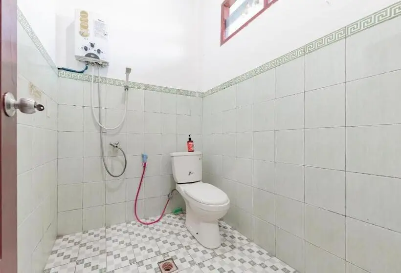 اتاق اکونومی, Reddoorz Near Samarinda Square