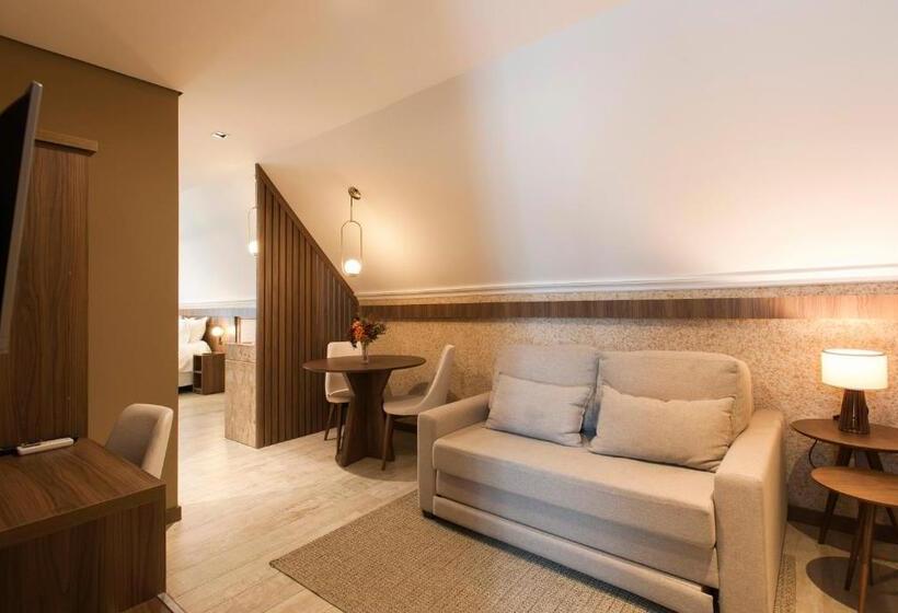 מיטת קינג בסוויטה, Fioreze Primo